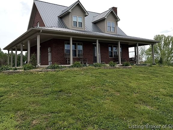 2nd image of 566 W Shanks Hill Road