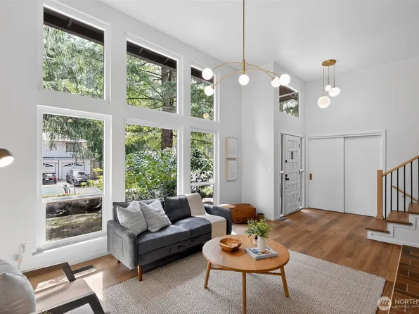 8507 45th Street W, University Place, WA 98466