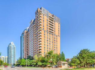 28 Sommerset Way, Toronto, ON M2N6W7