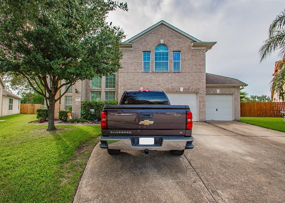 1st image of 317 Holly Branch Ln