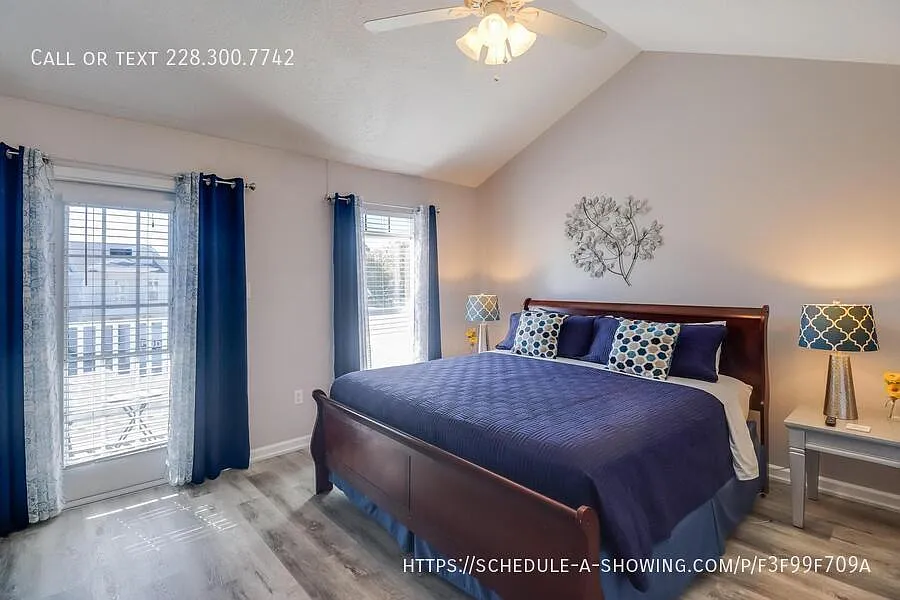 3 bed, 3.5 bath, 1200 sqft, $2,300 — Photo 2