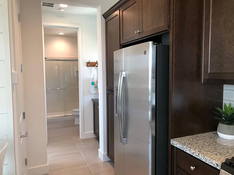 1386 S Wilshire Ave — Photo 8