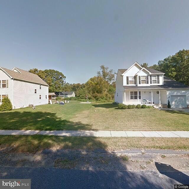 1st image of 135 Isabella Dr