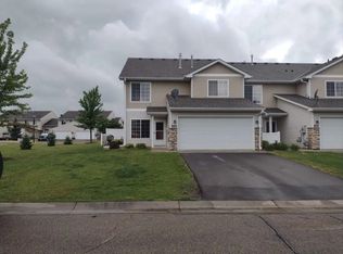 1442 Greenleaf Ln, Waconia, MN 55387