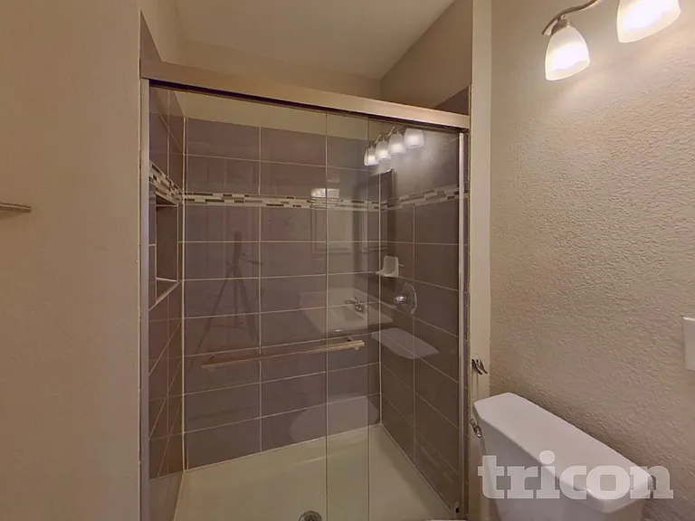 4021 Chinaberry Dr — Photo 15