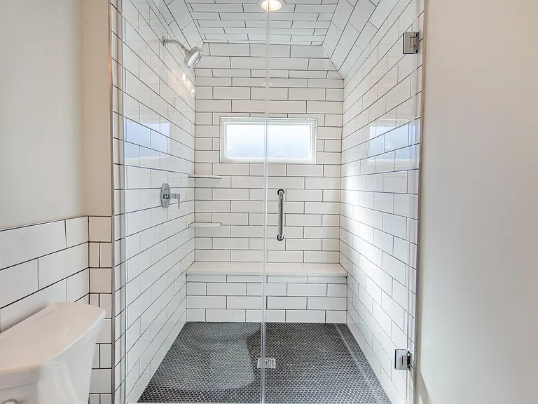 3 Irving Pl #A — Photo 20