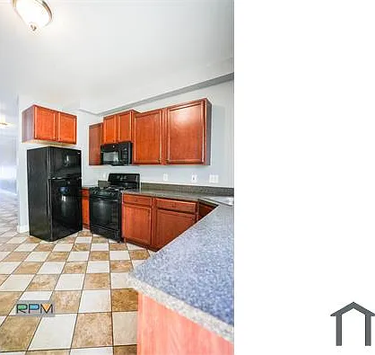 2237 W Fayette St — Photo 6