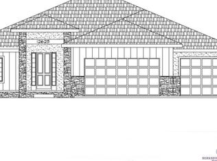 12623 S 77th St, Papillion, NE 68046