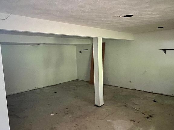 2nd image of 10647 104th Ave