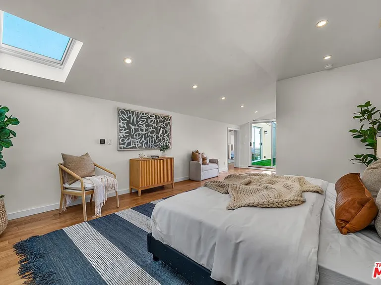 4 Lighthouse St #13 — Photo 25