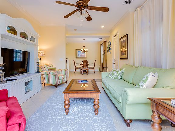5th image of 9161 Chula Vista St #135-1