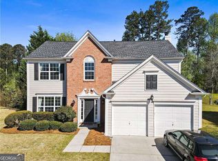 8405 Friarbridge Dr, Suwanee, GA