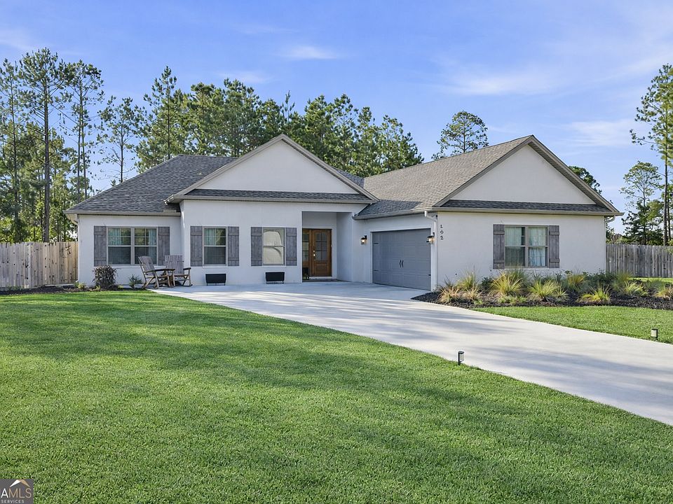1st image of 165 Silver Bluff Cir
