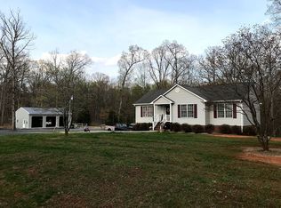 3742 Sanders Creek Rd, Dillwyn, VA 23936