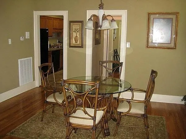 129 N Belvedere Blvd #8 — Photo 7