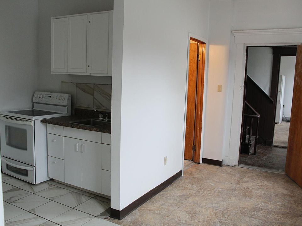 1st image of 1120 Garden St #2