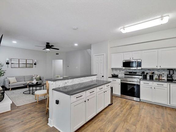 5th image of 2200 Glenbrook #75028-ID1019560P