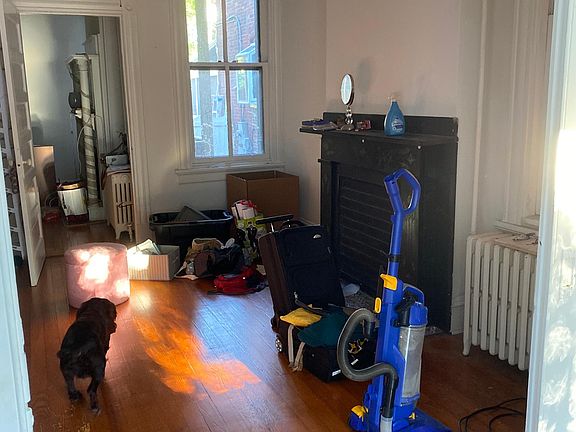 4th image of 205 N Stafford Ave Floor 1