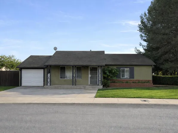 440 W 7th St, Gilroy, CA 95020