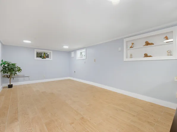 150-22 114th Road image 15 of 20