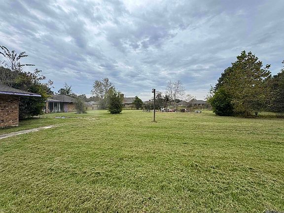 4th image of 13829 Alba Dr