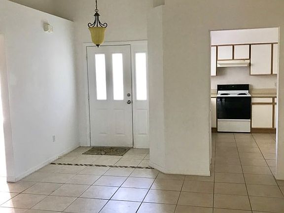 3rd image of 1549 Pleasantview Ln