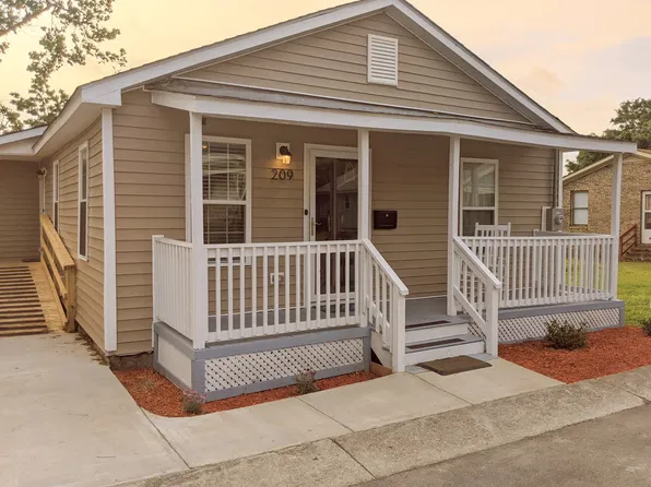 209 Gores Row, Wilmington, NC 28401