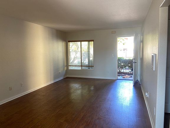 5th image of 2360 Paseo De Laura Unit 19