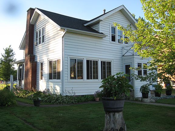 4th image of 2720 Shorewood Dr
