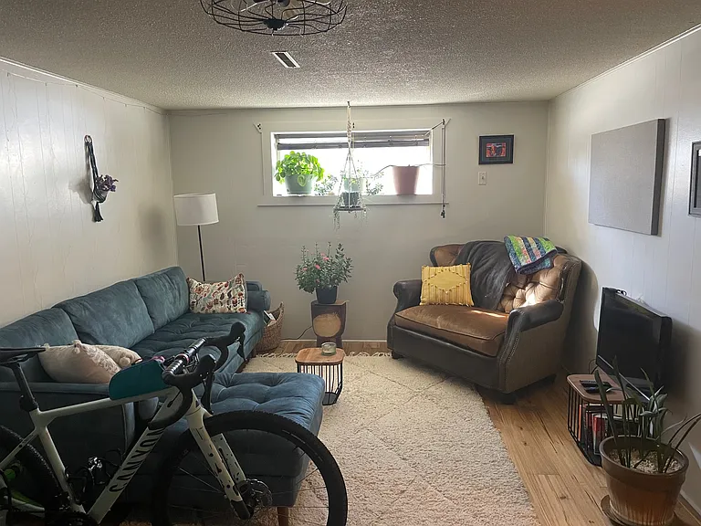 1141 Highland Dr #B — Photo 28