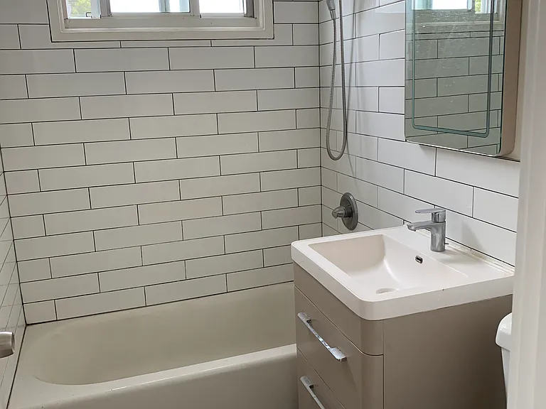 745 Mills Ave — Photo 4