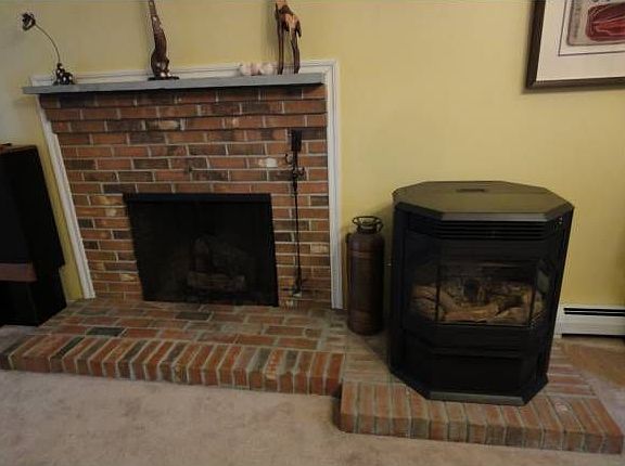5th image of 4 Cobble Creek Dr #B