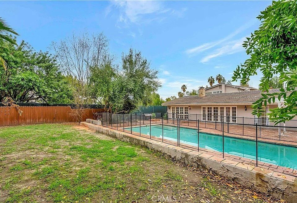 1st image of 4821 Don Juan Pl