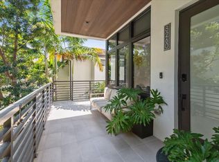 8260 NW 47th Ln, Doral, FL 33166