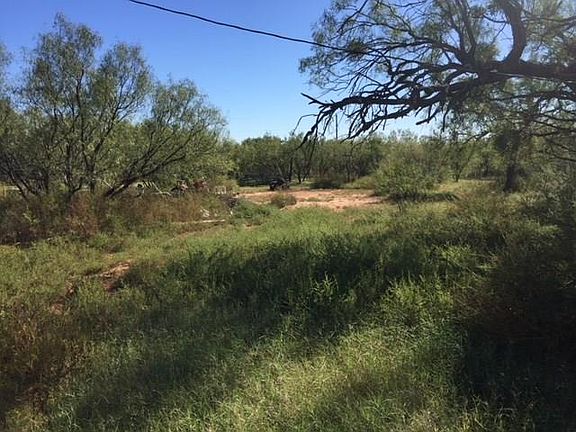 4th image of 104 Meadow Ln