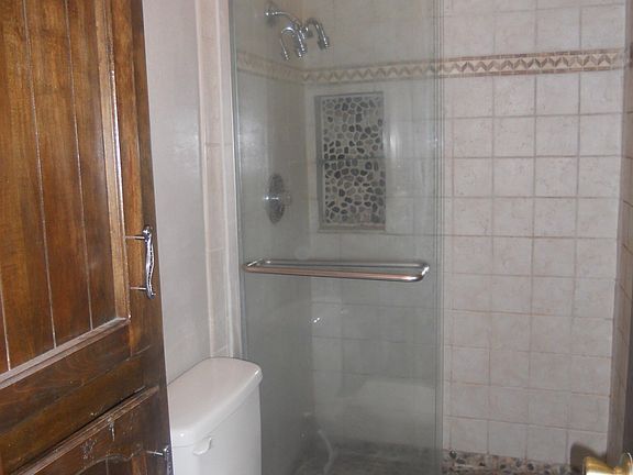 Master bedroom bathroom 