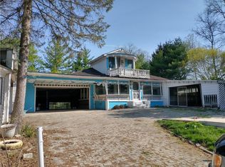 2768 Old Yellow Springs Rd, Fairborn, OH 45324