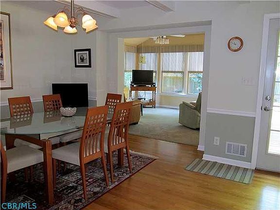 2nd image of 1075 Shady Hill Dr