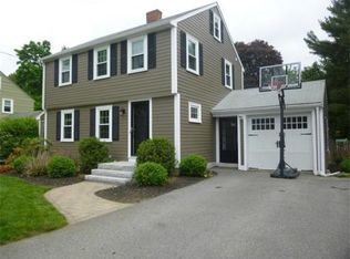 227 High St, Reading, MA 01867