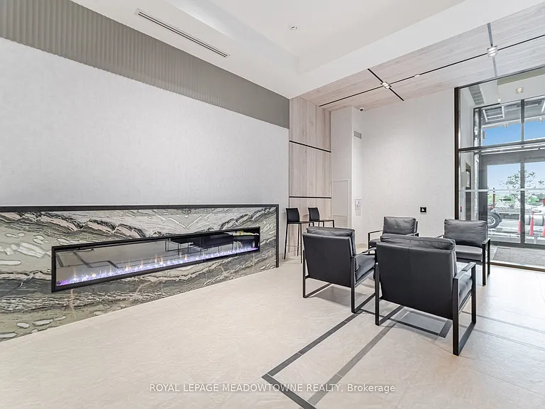 15 Watergarden Dr #207 — Photo 5