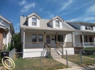 8688 Smart St, Detroit, MI 48210