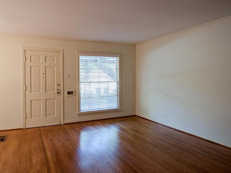 6255 Saint Moritz Ave — Photo 3