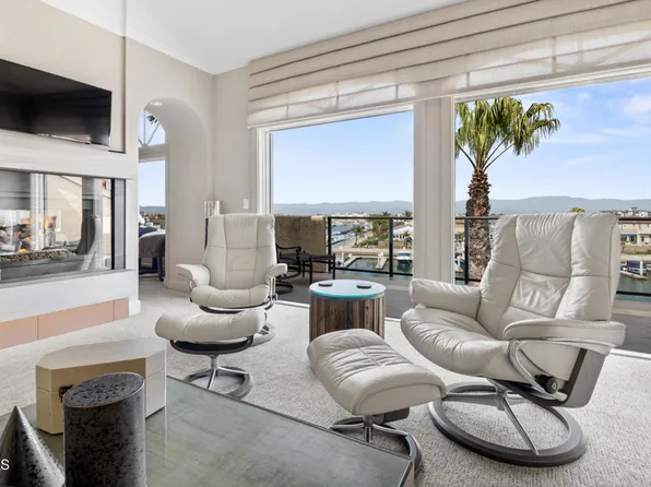 1758 Emerald Isle Way, Oxnard, CA 93035