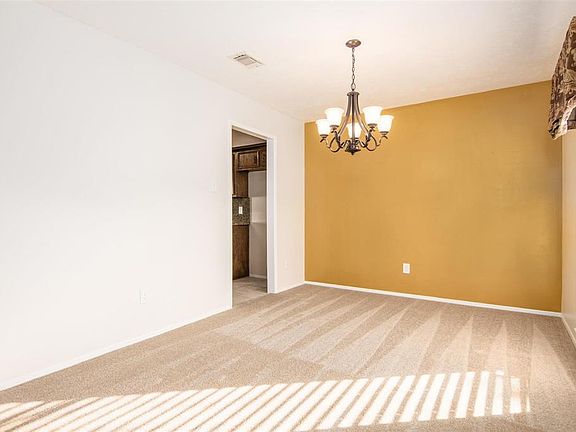 4th image of 10022 Sagemill Dr
