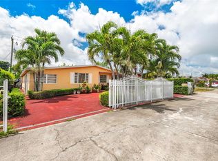 950 W 37th St, Hialeah, FL 33012