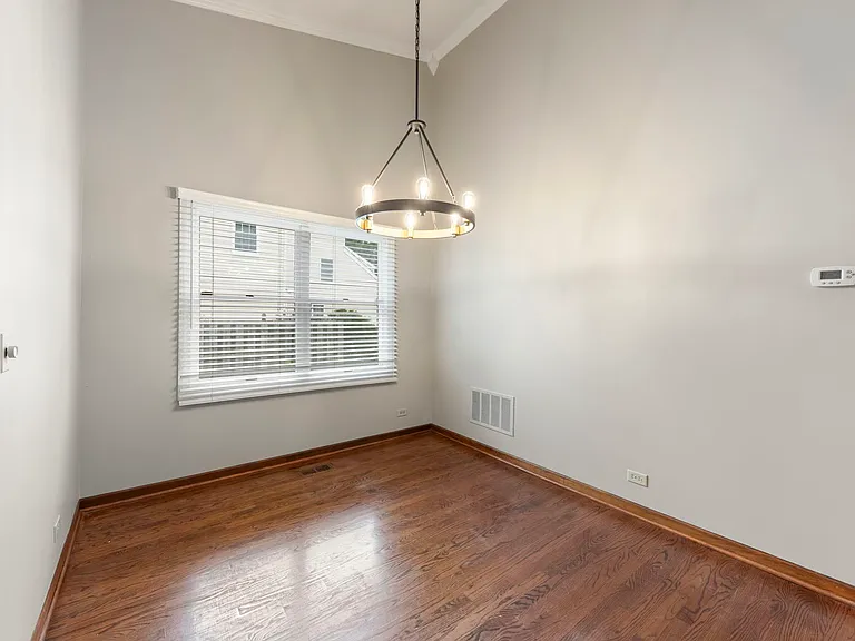 1055 Devonshire Ave #1055 — Photo 17