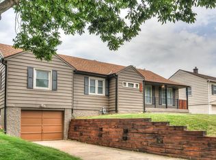 6010 Poppleton Ave, Omaha, NE 68106