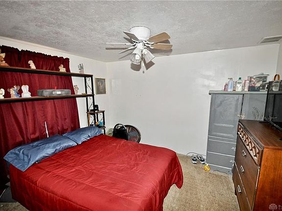 5th image of 1027 Gray Ave