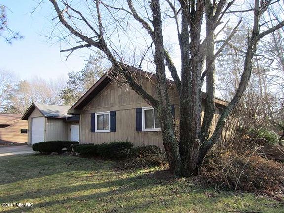 2nd image of 362 Evergreen Dr