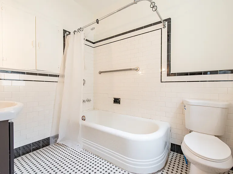 372 Broadway #3 — Photo 11